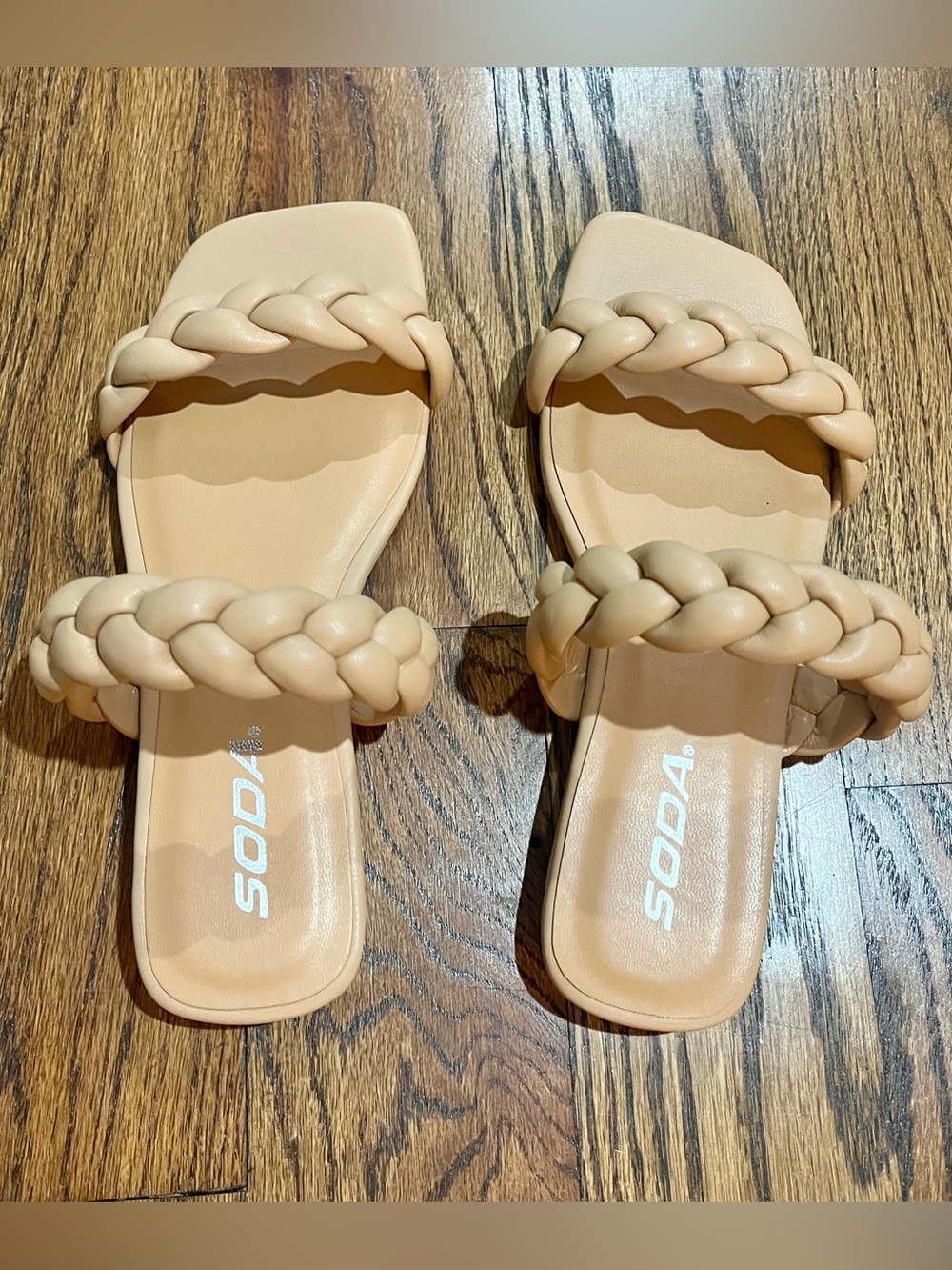 Soda Nude Braided Double Strap Slide Sandals Womens Size 5.5 NWOT